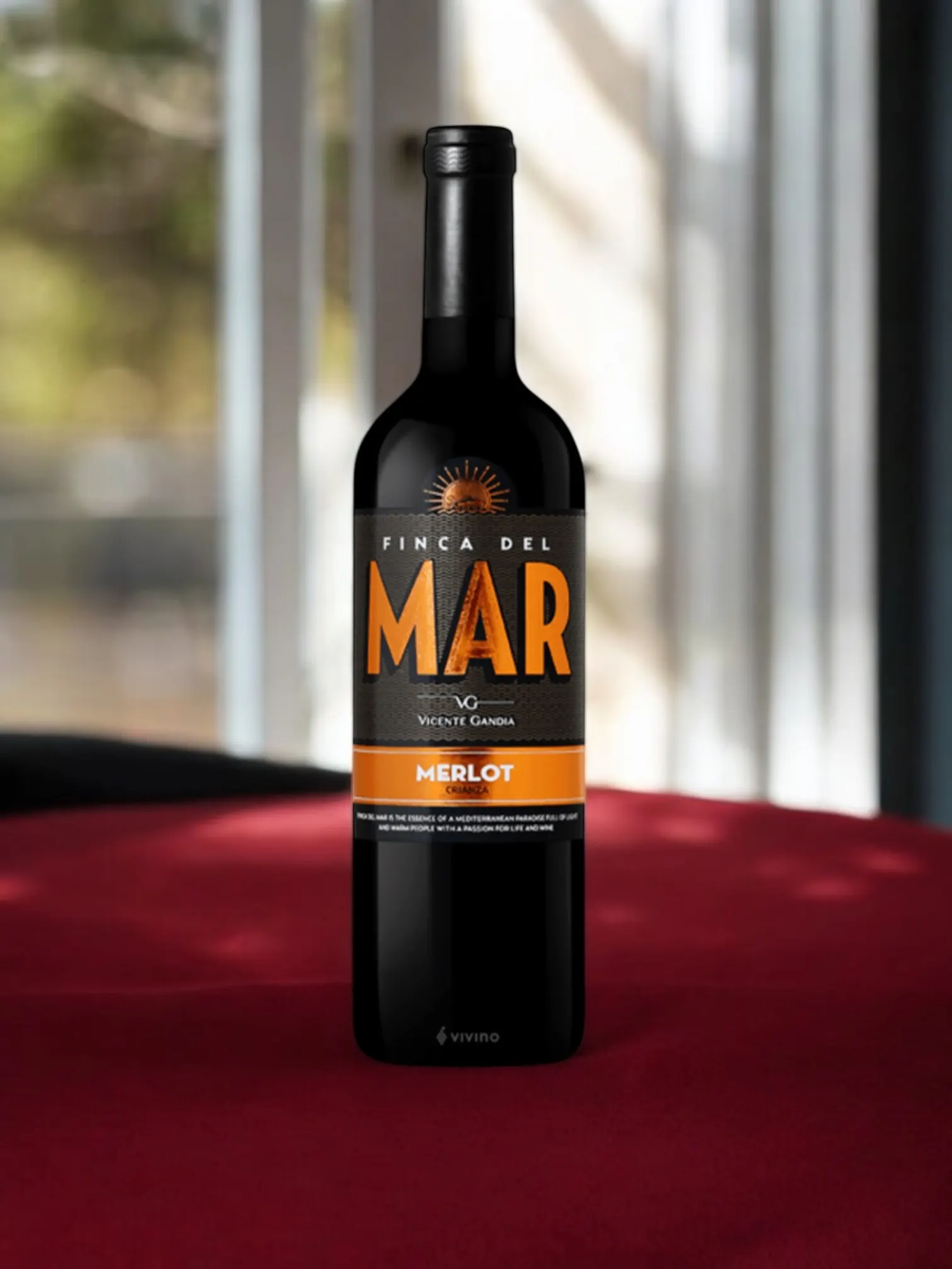 Finca del Mar Merlot Crianza: Червено вино произведено от сорта Merlot отглеждан в района на Valencia
