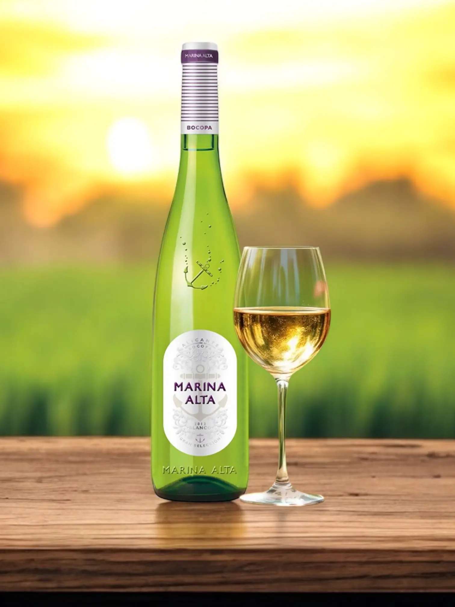 Marina Alta: Бяло сухо вино от специалния сорт Moscatel de Alejandría отглеждан в популярния